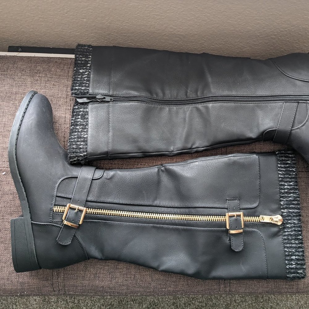 Black Zipper Boots